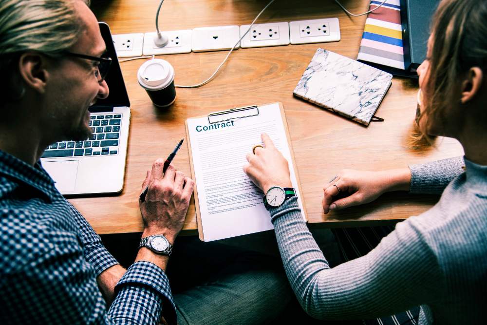 web design contract elements